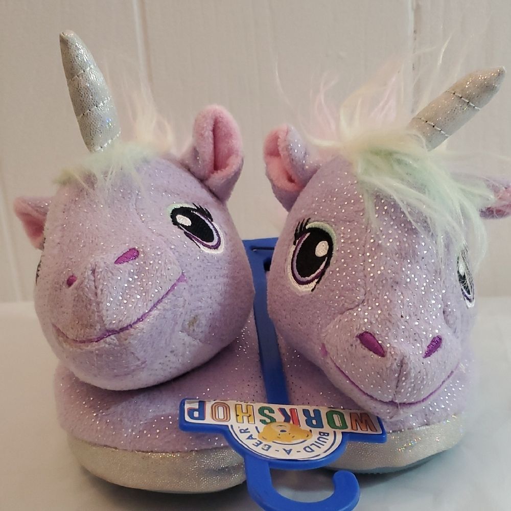 Build-A-Bear Unicorn Slippers Kids Small 11/12 Lavender With Rainbow Hair